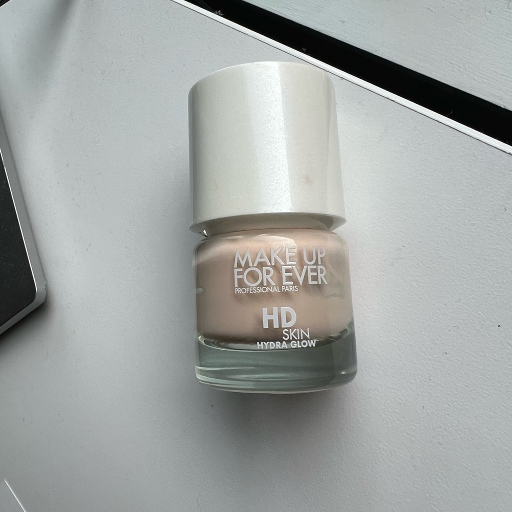 MAKE UP FOR EVER Mini Skin Hydra Glow Skincare Foundation with Hyaluronic Acid